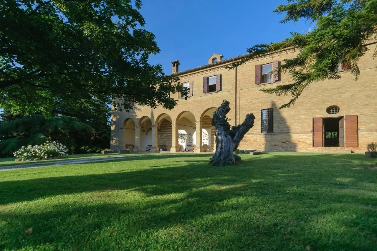 Nocleg ze śniadaniem Bed and Breakfast Convento Di San Francesco Mondaino